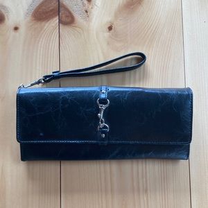 Black wristlet